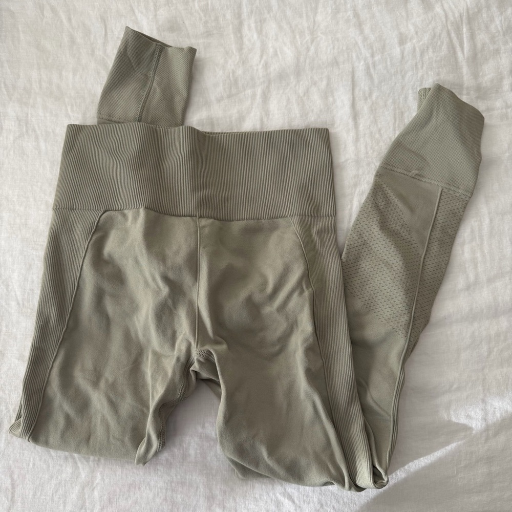 Halfdays Seamless Base Layer Set Mint - image 1